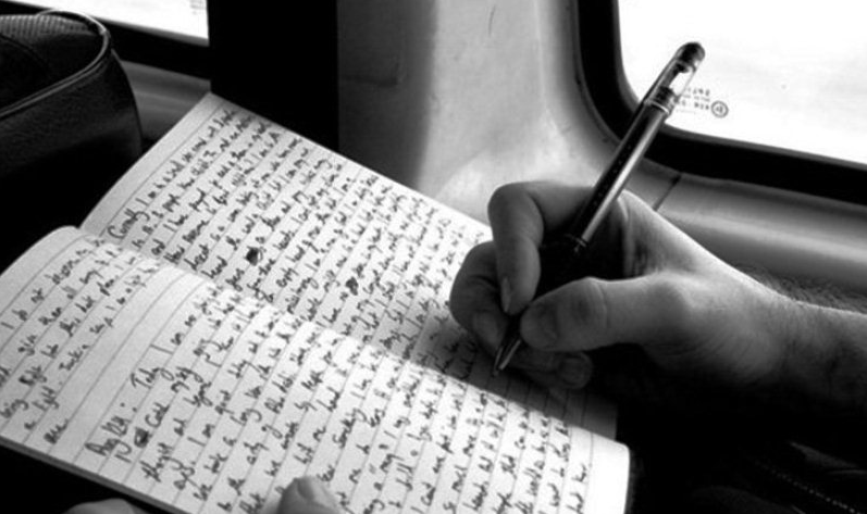 O Guia Completo do Escritor: Como Desenvolver Sua Voz e Alcançar Sucesso